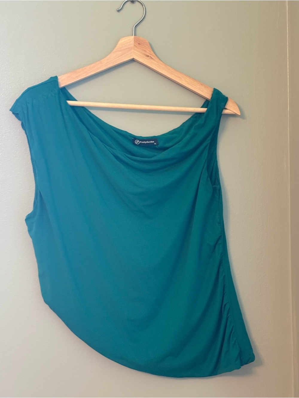 Women Over the Shoulder Top - Picture 2 of 3